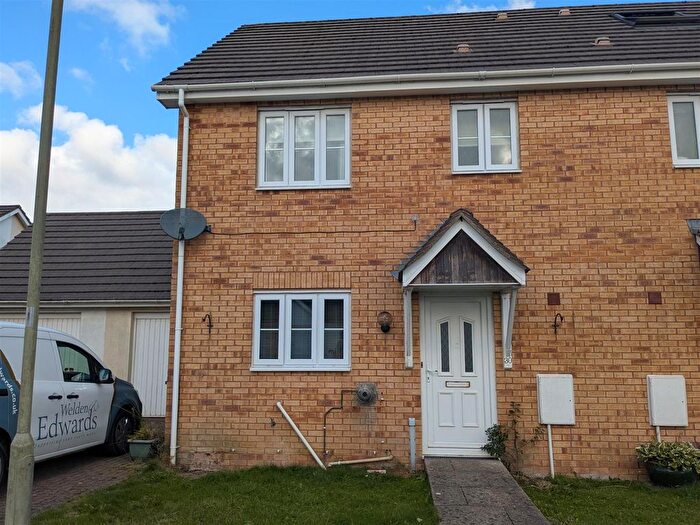 3 Bedroom Semi-Detached House To Rent In Broomhouse Park, Witheridge, EX16