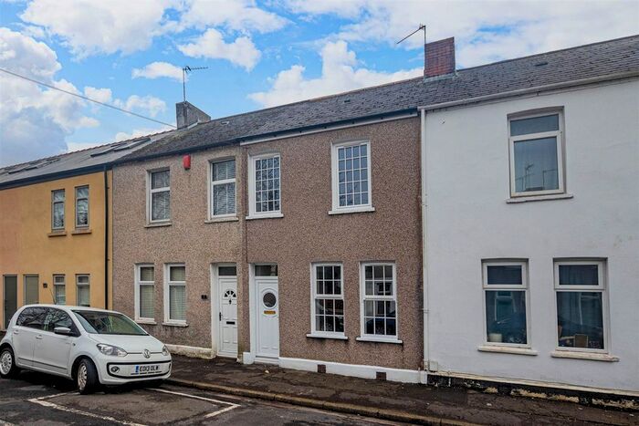 3 Bedroom Terraced House To Rent In Daisy Street, Canton, Cardiff, CF5