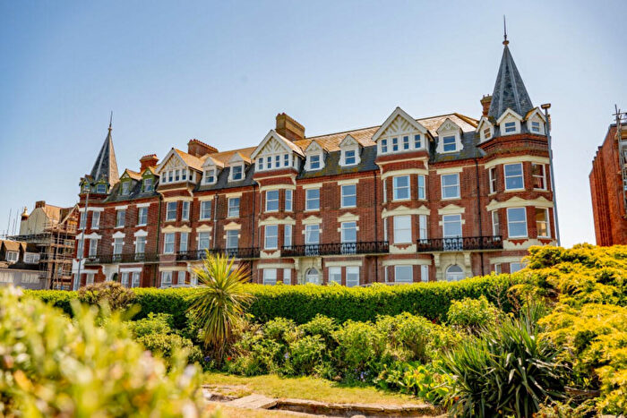 2 Bedroom Apartment For Sale In Runton Road, Cromer, NR27
