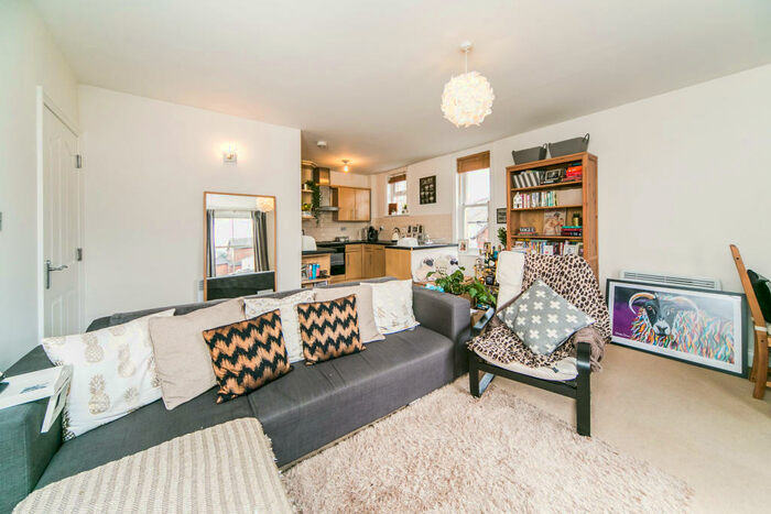 1 Bedroom Flat To Rent In Brunswick Hill, Reading, RG1