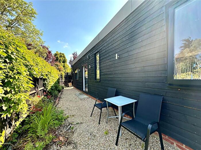 1 Bedroom Apartment To Rent In Redlands Lane, Crondall, Farnham, Hampshire, GU10