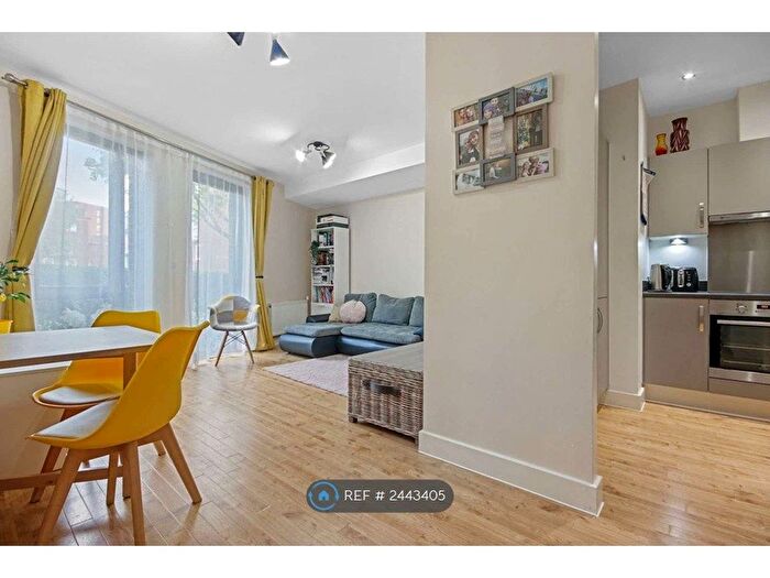 2 Bedroom Flat To Rent In Fords Park Road, London, E16