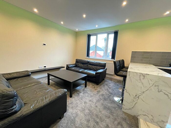 4 Bedroom Terraced House To Rent In A Broadway, Kirkstall, Leeds, LS5