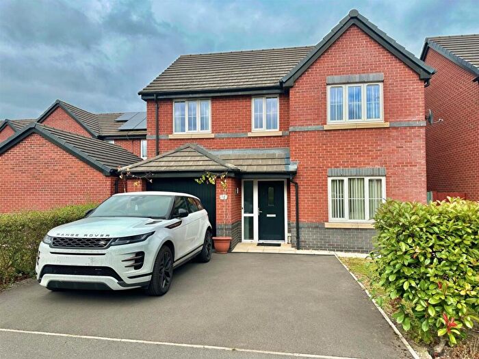 4 Bedroom Detached House For Sale In Diamond Close, Shavington, Crewe, CW2