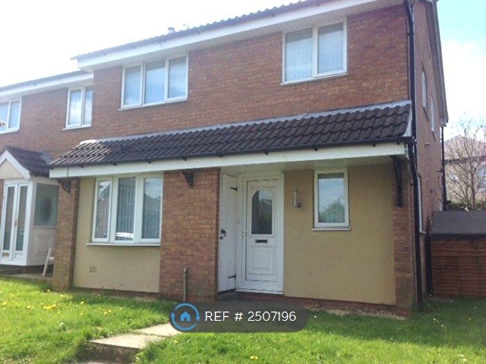 2 Bedroom End Of Terrace House To Rent In Evergreen Close, Bilston, WV14