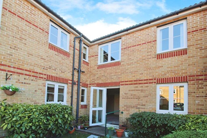 1 Bedroom Retirement Property For Sale In St. Fagans Road, Cardiff, CF5