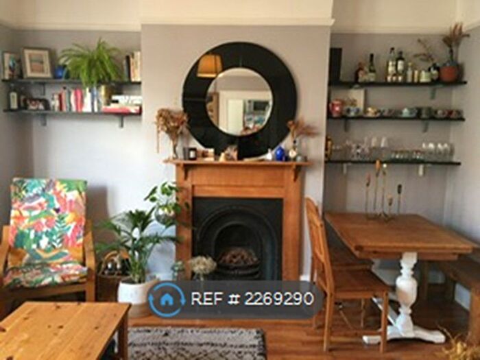 2 Bedroom Flat To Rent In Brailsford Road, London, SW2