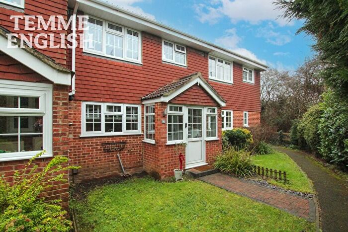 3 Bedroom Terraced House For Sale In Crouchview Close, Wickford, Essex, SS11