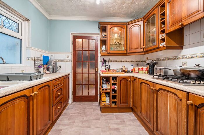 5 Bedroom Detached Bungalow For Sale In Laura Grove, Paignton, Devon, TQ3