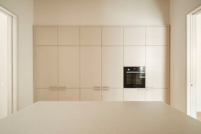 3 Bedroom Flat To Rent In Newcourt Street, London, NW8