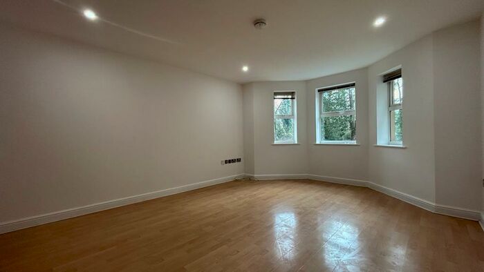 2 Bedroom Apartment To Rent In Elmhurst Court, Heathcote Road, Camberley, Surrey, GU15