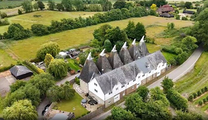 4 Bedroom Equestrian For Sale In Chartham Hatch, Nr Canterbury, Kent, CT4