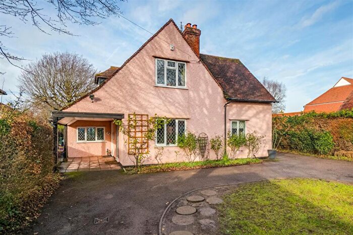 3 Bedroom Detached House For Sale In Norton Road, Letchworth Garden City, SG6