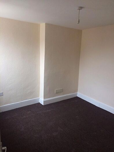 1 Bedroom Flat To Rent In Fox Road, BS5