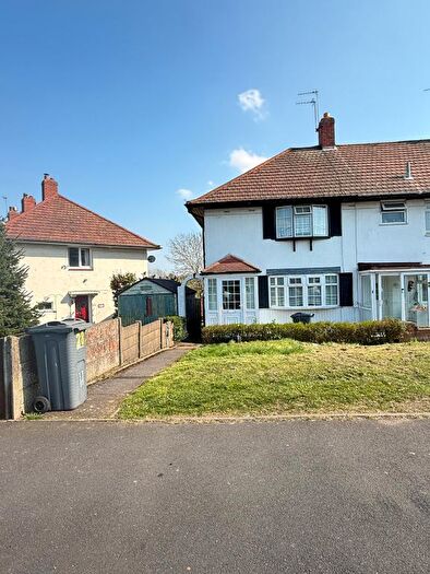 3 Bedroom End Of Terrace House To Rent In Beckbury Road, Birmingham, B29