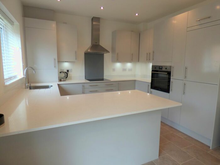 3 Bedroom End Of Terrace House To Rent In Tithebarn Way, Exeter, EX1