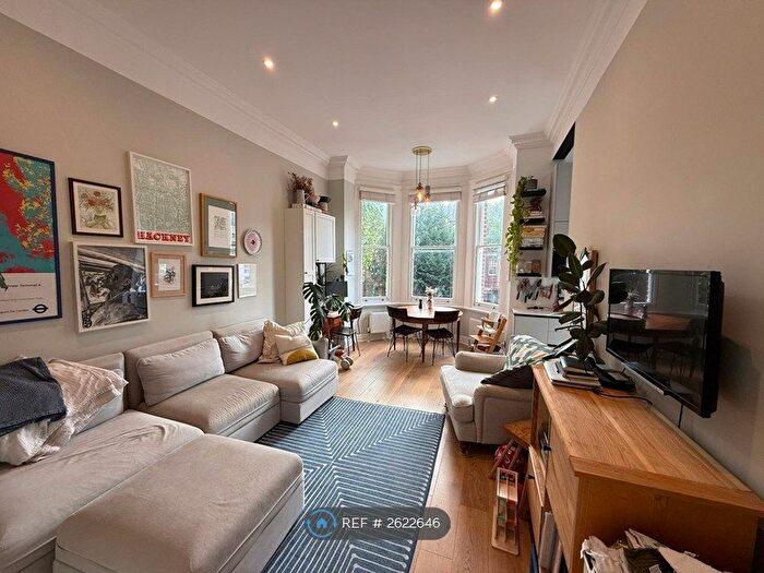 2 Bedroom Flat To Rent In Fellows Road, Belsize Park, NW3