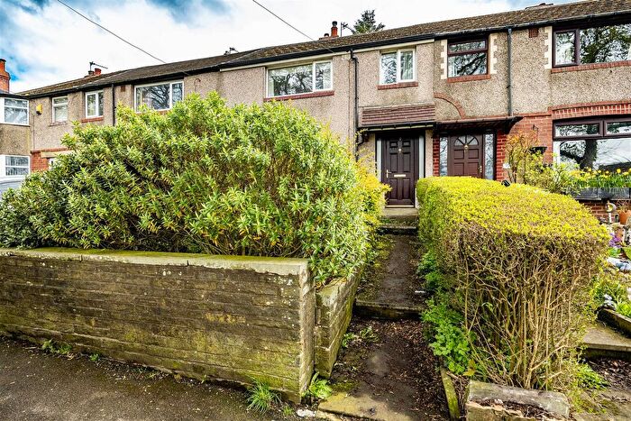 3 Bedroom Terraced House For Sale In Hazelhurst Road, Queensbury, Bradford, BD13