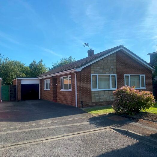 3 Bedroom Detached Bungalow To Rent In Yarm Close, Hartlepool, TS25