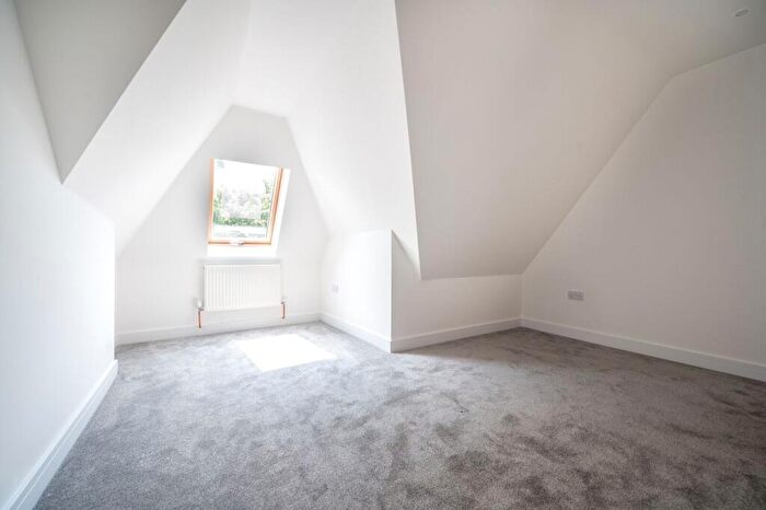 2 Bedroom Flat To Rent In Westfield, Woking, GU22