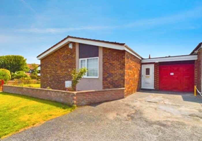 2 Bedroom Bungalow To Rent In Hollins Lane, Hawarden, Deeside, Flintshire, CH5