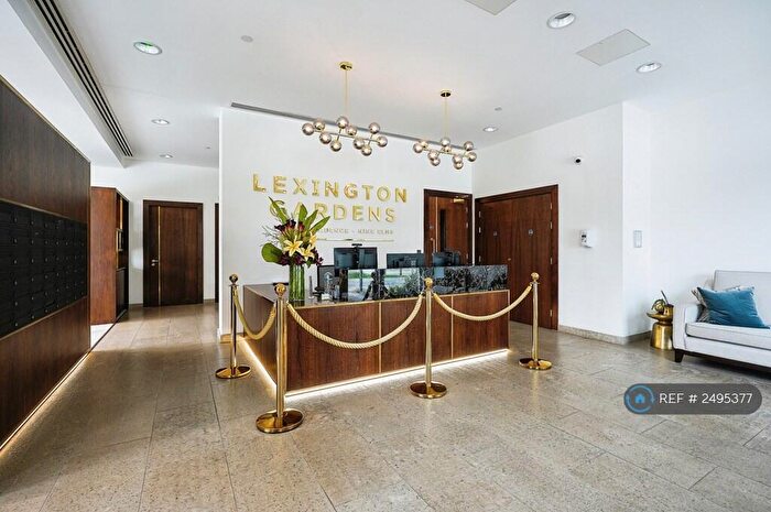 2 Bedroom Flat To Rent In Montrose Building, London, SW11