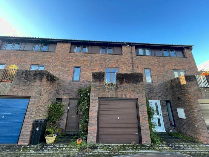 4 Bedroom House To Rent In West End, Bristol, BS2