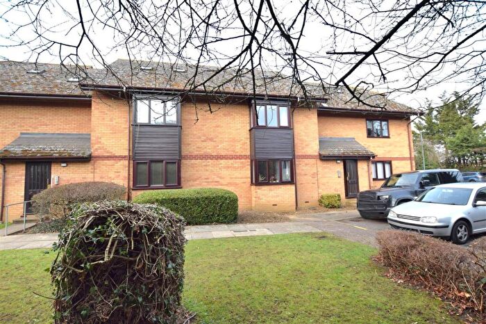 2 Bedroom Apartment To Rent In Cavendish Gardens, Chelmsford, CM2