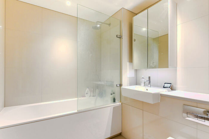 1 Bedroom Flat To Rent In Wharf Road, Islington, London, N1