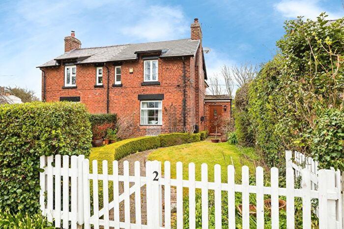 3 Bedroom Semi Detached House For Sale In The Nook, Chester, CH2