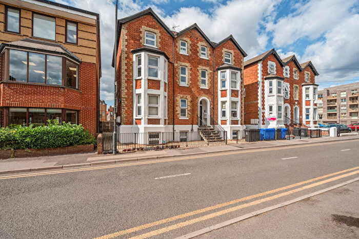 1 Bedroom Apartment To Rent In York Road, Maidenhead, SL6