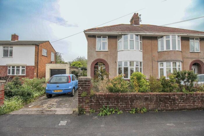 1 Bedroom Flat For Sale In Sandringham Road- Ground Floor With Lovely Garden & Parking, BS23