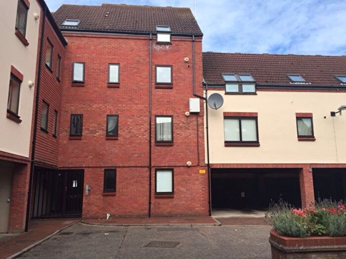 1 Bedroom Flat To Rent In Mulberry Close, Norwich, NR3