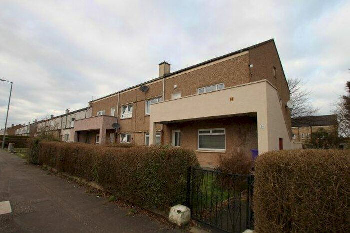 3 Bedroom Flat To Rent In Barshaw Road, Glasgow, G52