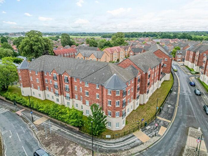 2 Bedroom Flat For Sale In College Court, Dringhouses, York, YO24