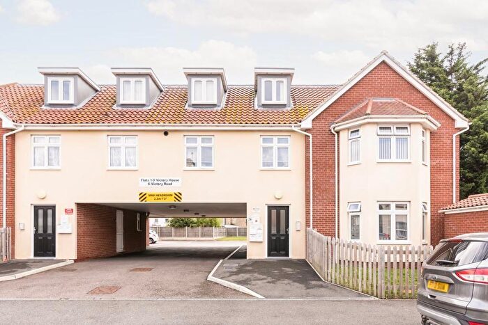 2 Bedroom Flat To Rent In Victory Road, Clacton-on-Sea, CO15