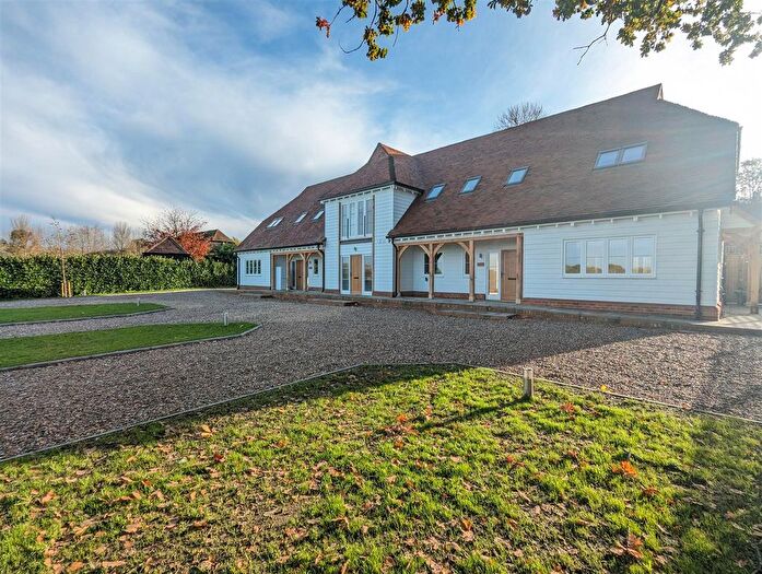 2 Bedroom Property To Rent In Waterman's Lane, Brenchley, TN12