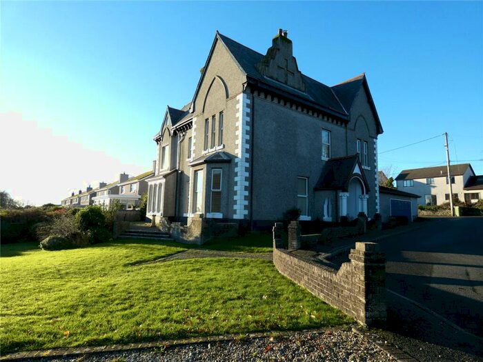 2 Bedroom Apartment To Rent In Fron Heulog, Menai Bridge, Isle Of Anglesey, LL59