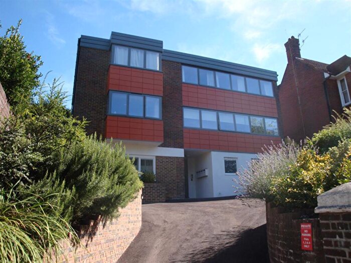 Studio To Rent In Warwicks Bench, Guildford, Surrey, GU1