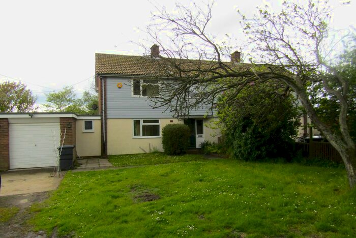 3 Bedroom Semi-Detached House To Rent In Dale Hill, Kirby-Le-Soken, Frinton-On-Sea, CO13