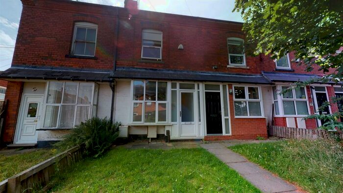 5 Bedroom House To Rent In Holly Grove, Hubert Road, Birmingham, B29