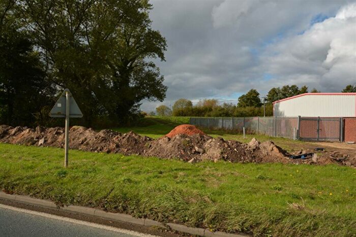 Property For Sale In Snaith Road, Rawcliffe, DN14