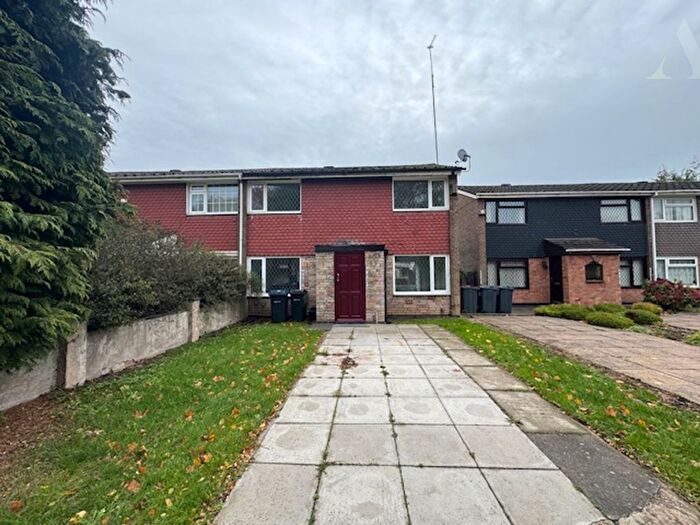 3 Bedroom Terraced House For Sale In Bromford Drive, Birmingham, West Midlands, B36