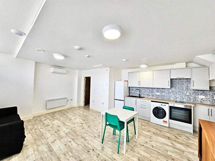 1 Bedroom Flat To Rent In Woolwich Road, London, SE7