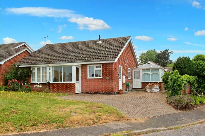 3 Bedroom Bungalow For Sale In The Chestnuts, Wrentham, Beccles, Suffolk, NR34