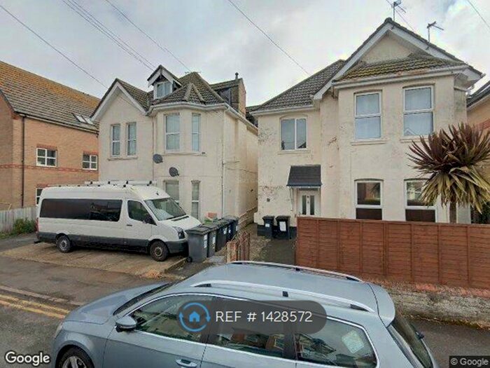 3 Bedroom Maisonette To Rent In Queensland Road, Bournemouth, BH5