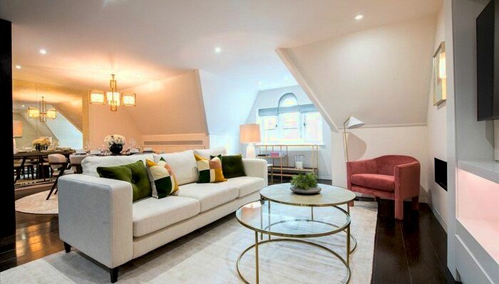 2 Bedroom Flat To Rent In Duke Street, Mayfair, W1K