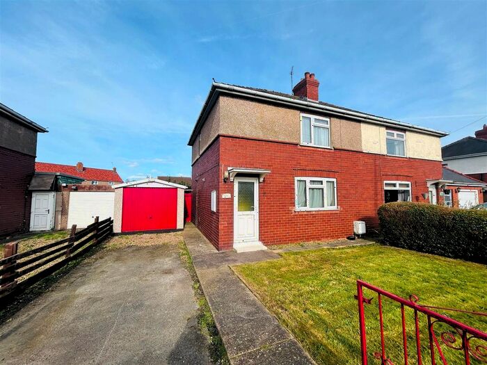 3 Bedroom Semi-Detached House For Sale In Back Lane, Holme-On-Spalding-Moor, York, YO43
