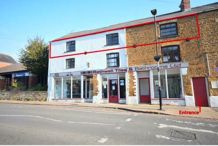 1 Bedroom Flat To Rent In Top Floor Flat - Bell Hill, Rothwell, NN14