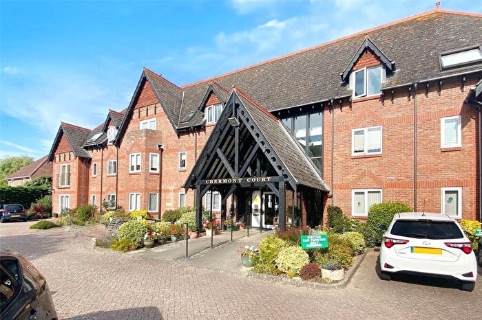 2 Bedroom Apartment For Sale In The Street, East Preston, Littlehampton, West Sussex, BN16